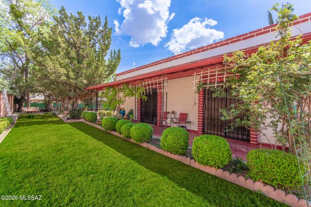 377 W Martinez Street, Nogales, AZ 85621