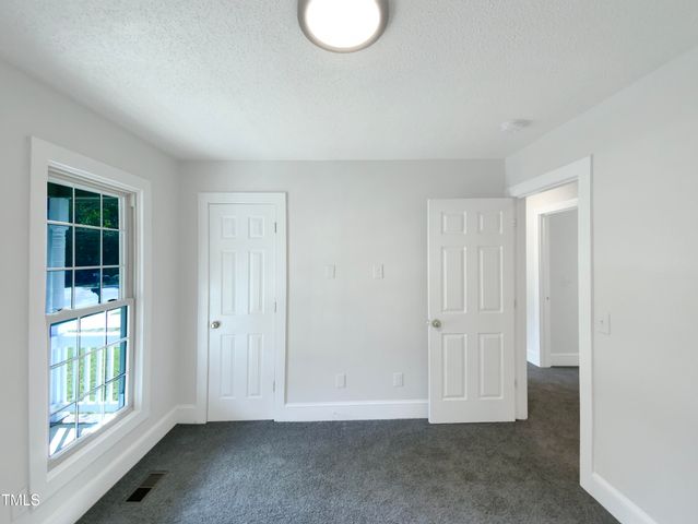 1405 Cross Link Road, Raleigh, NC 27610