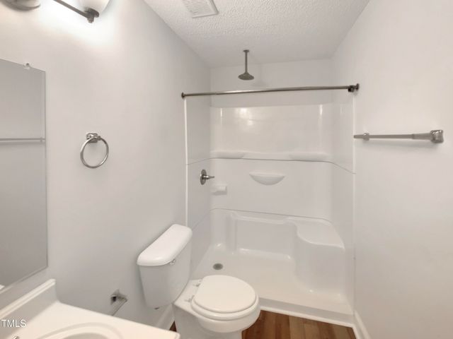1405 Cross Link Road, Raleigh, NC 27610