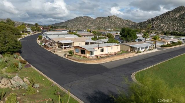 24515 California, Hemet, CA 92545