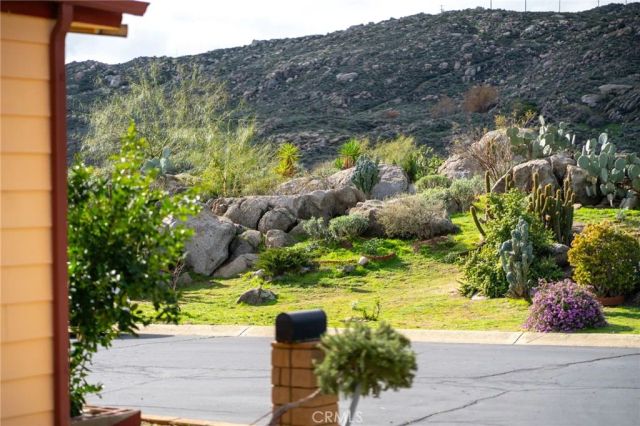 24515 California, Hemet, CA 92545