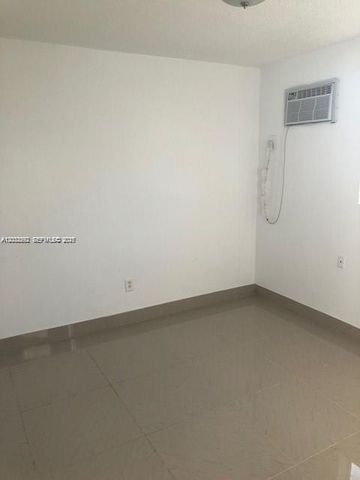 1045 SW 4th St 5, Miami, FL 33130