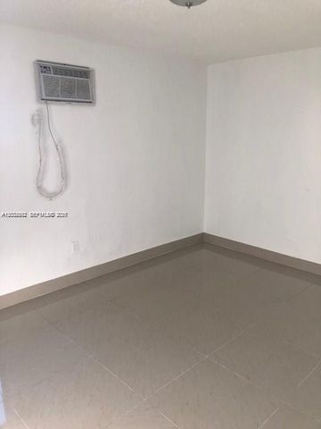 1045 SW 4th St 5, Miami, FL 33130