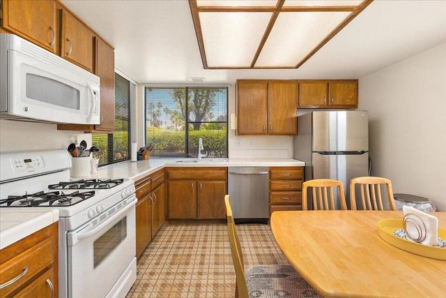 1800 Paseo Raqueta, Palm Springs, CA 92262