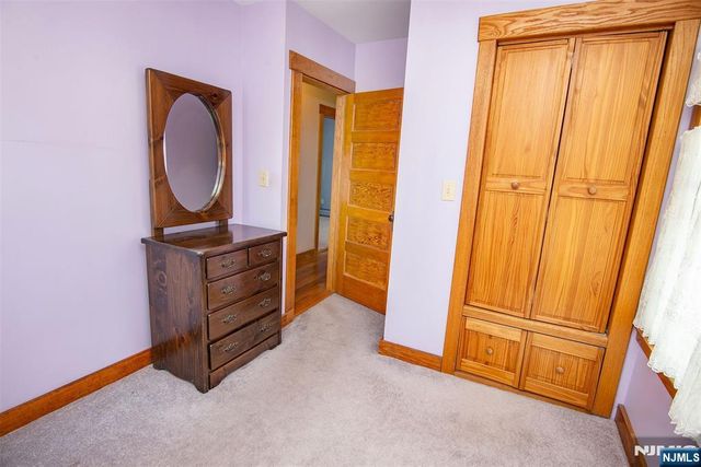 116 W Quackenbush Avenue, Dumont, NJ 07628