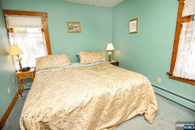 116 W Quackenbush Avenue, Dumont, NJ 07628