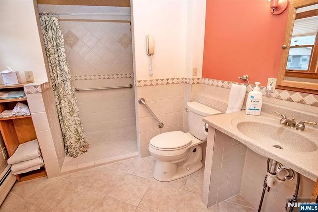 116 W Quackenbush Avenue, Dumont, NJ 07628