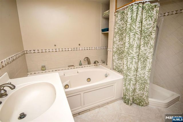 116 W Quackenbush Avenue, Dumont, NJ 07628