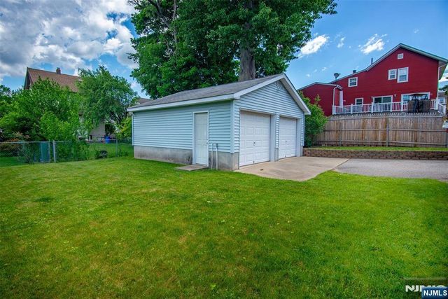 116 W Quackenbush Avenue, Dumont, NJ 07628