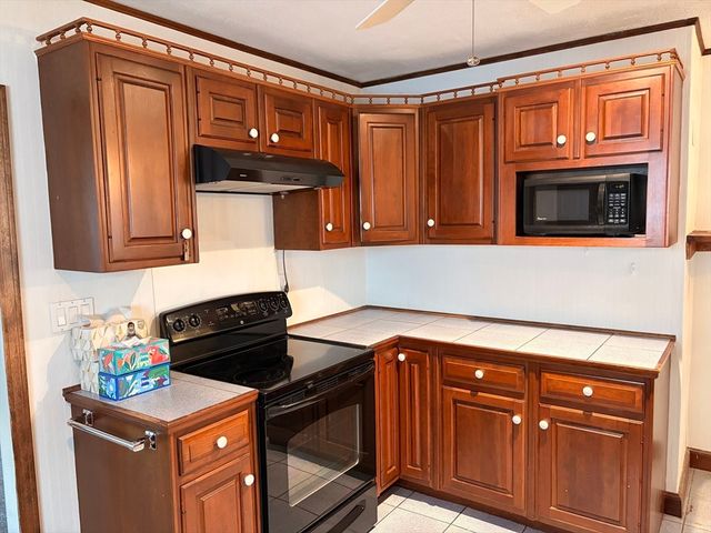 12 Tolman St -, Waltham, MA 02453