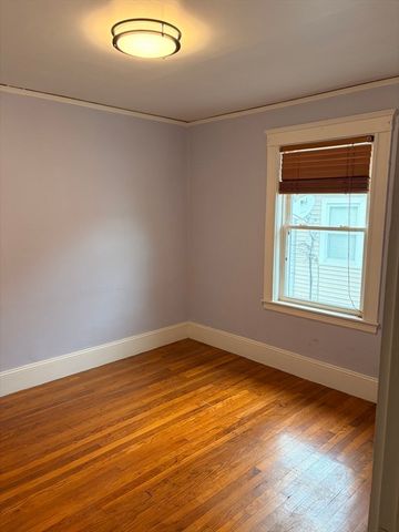 12 Tolman St -, Waltham, MA 02453