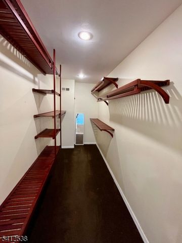 1265 Shetland Dr, Union Twp., NJ 07083