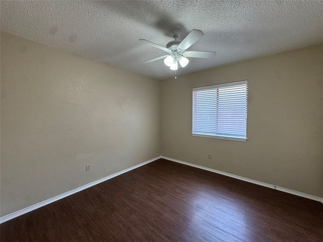 4117 Fossil Ridge Drive, Haltom City, TX 76137