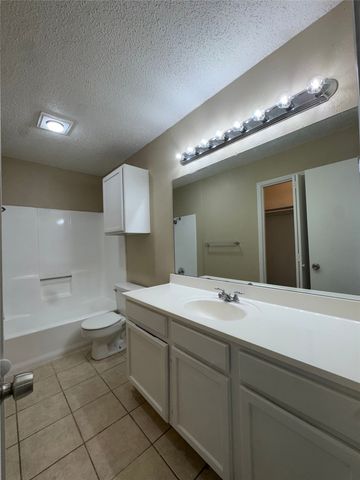 4117 Fossil Ridge Drive, Haltom City, TX 76137
