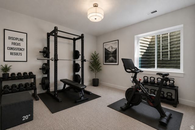 656 E MOUNTAIN RD, North Ogden, UT 84414