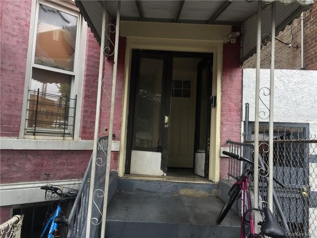 881 Longfellow Avenue, Bronx, NY 10474