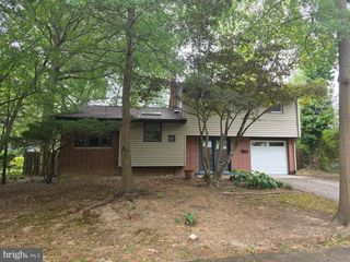 305 RADCLIFFE DR, Newark, DE 19711