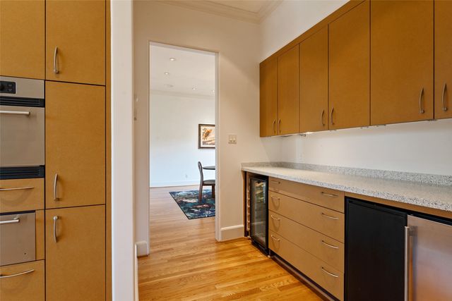 2203 Allen Street, Dallas, TX 75204