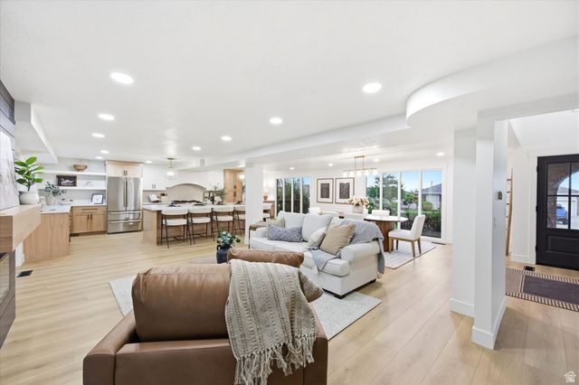 2366 E CINNABAR LN, Cottonwood Heights, UT 84121