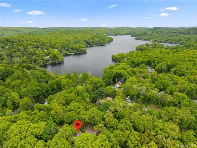 29 Cedar Ledges, Putnam Valley, NY 10579