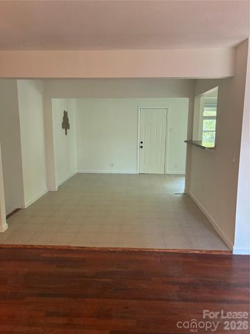 2334 Senior Drive, Charlotte, NC 28216