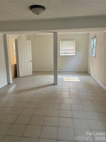2334 Senior Drive, Charlotte, NC 28216