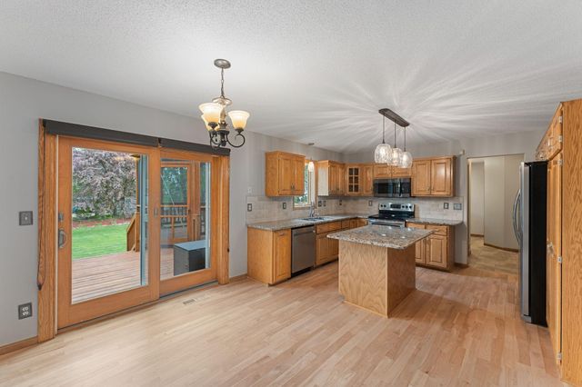12366 Buckthorn Trail, Rogers, MN 55374