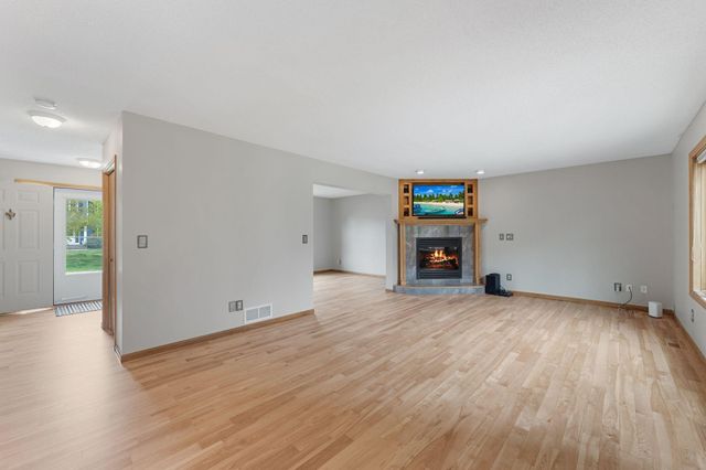 12366 Buckthorn Trail, Rogers, MN 55374