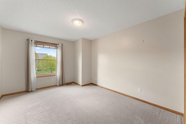 12366 Buckthorn Trail, Rogers, MN 55374