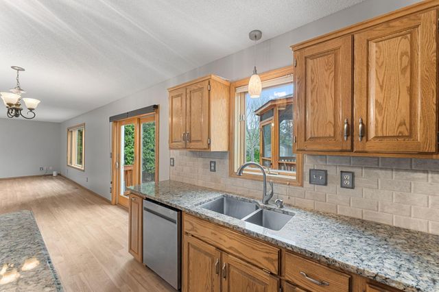 12366 Buckthorn Trail, Rogers, MN 55374