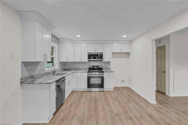 124 Elm AVE, Portsmouth, VA 23704