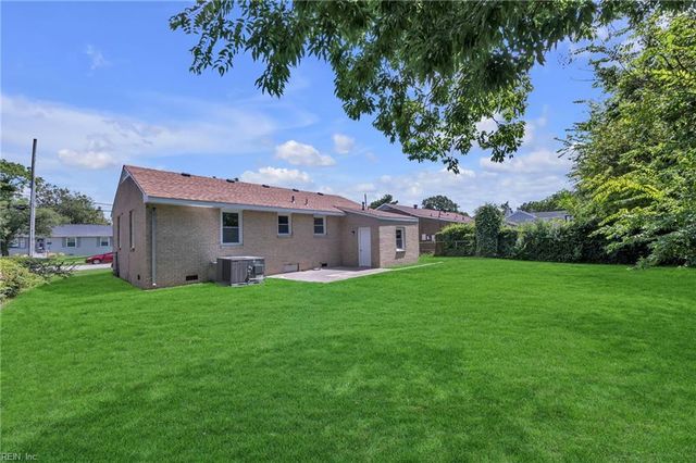 124 Elm AVE, Portsmouth, VA 23704