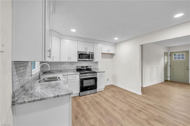 124 Elm AVE, Portsmouth, VA 23704