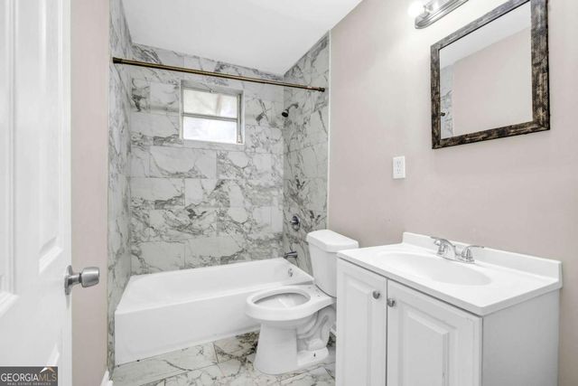 305 S 18th Street, Griffin, GA 30224