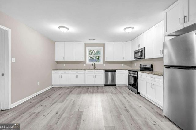 305 S 18th Street, Griffin, GA 30224