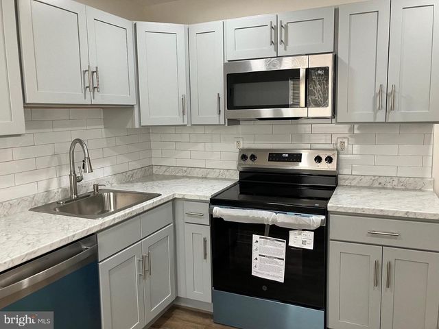 1707 N CROSKEY ST, Philadelphia, PA 19121