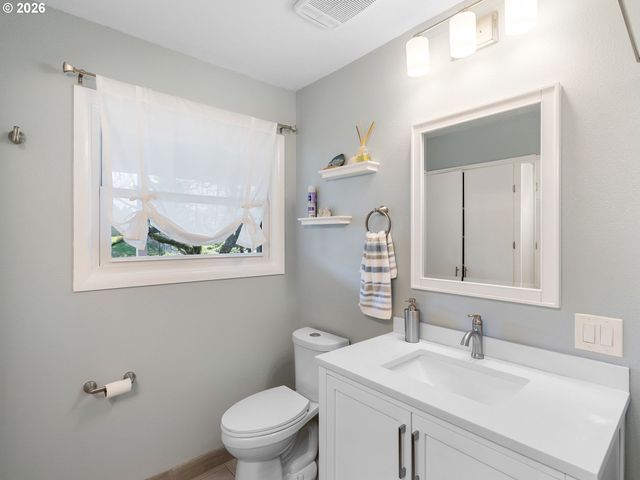 4555 Ne 119TH Ave, Portland, OR 97220