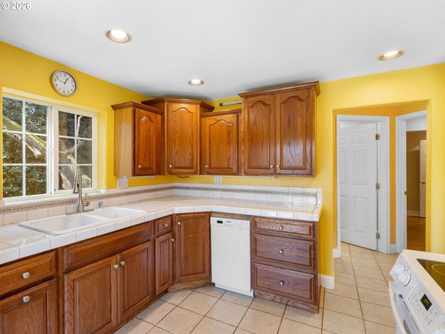 4555 Ne 119TH Ave, Portland, OR 97220