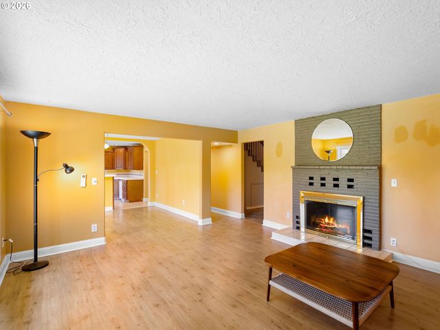 4555 Ne 119TH Ave, Portland, OR 97220