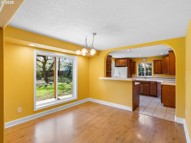 4555 Ne 119TH Ave, Portland, OR 97220