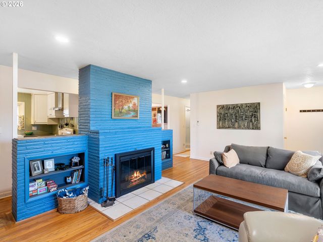 4555 Ne 119TH Ave, Portland, OR 97220