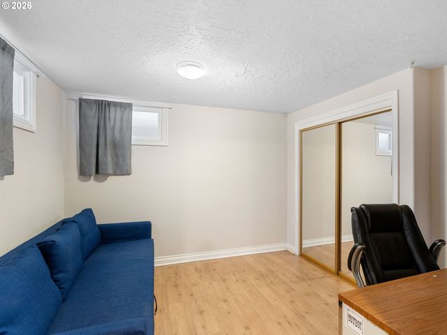 4555 Ne 119TH Ave, Portland, OR 97220