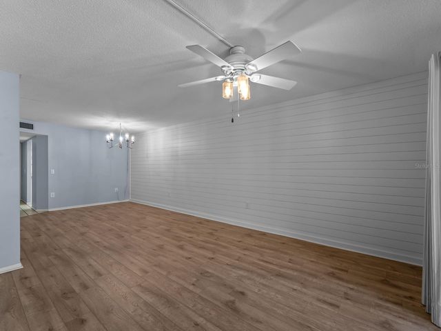 995 LAGUNA DRIVE 305, Venice, FL 34285