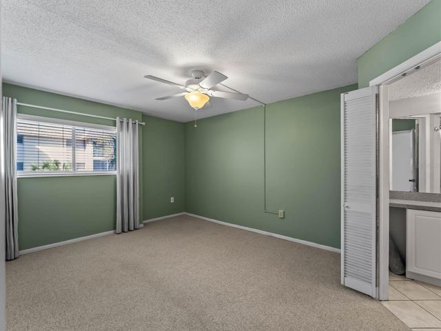 995 LAGUNA DRIVE 305, Venice, FL 34285