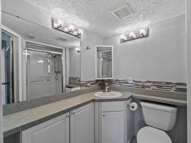 995 LAGUNA DRIVE 305, Venice, FL 34285