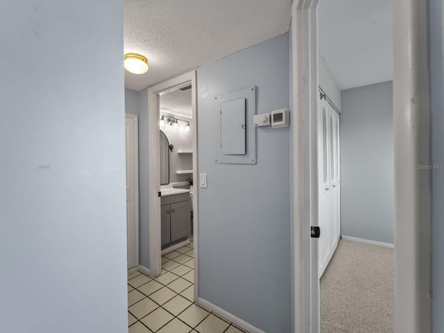 995 LAGUNA DRIVE 305, Venice, FL 34285