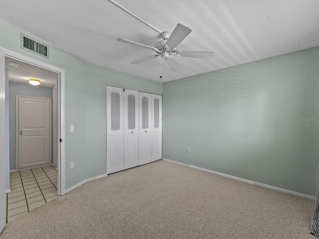 995 LAGUNA DRIVE 305, Venice, FL 34285