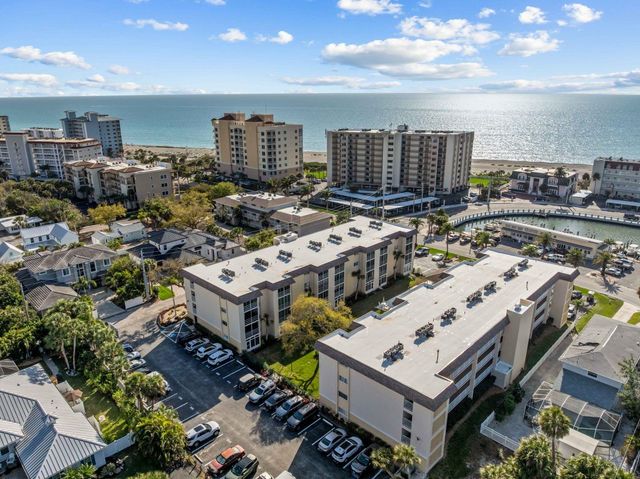 995 LAGUNA DRIVE 305, Venice, FL 34285