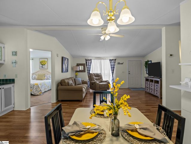 324 Groce Meadow Road, Taylors, SC 29687