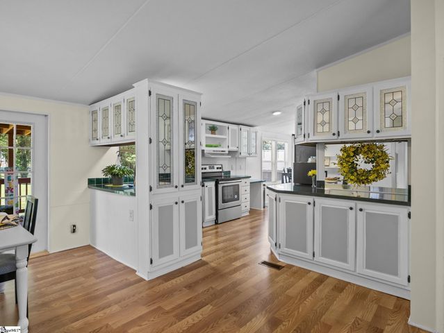 324 Groce Meadow Road, Taylors, SC 29687
